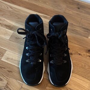 Women’s Sorel black waterproof hiking boots.